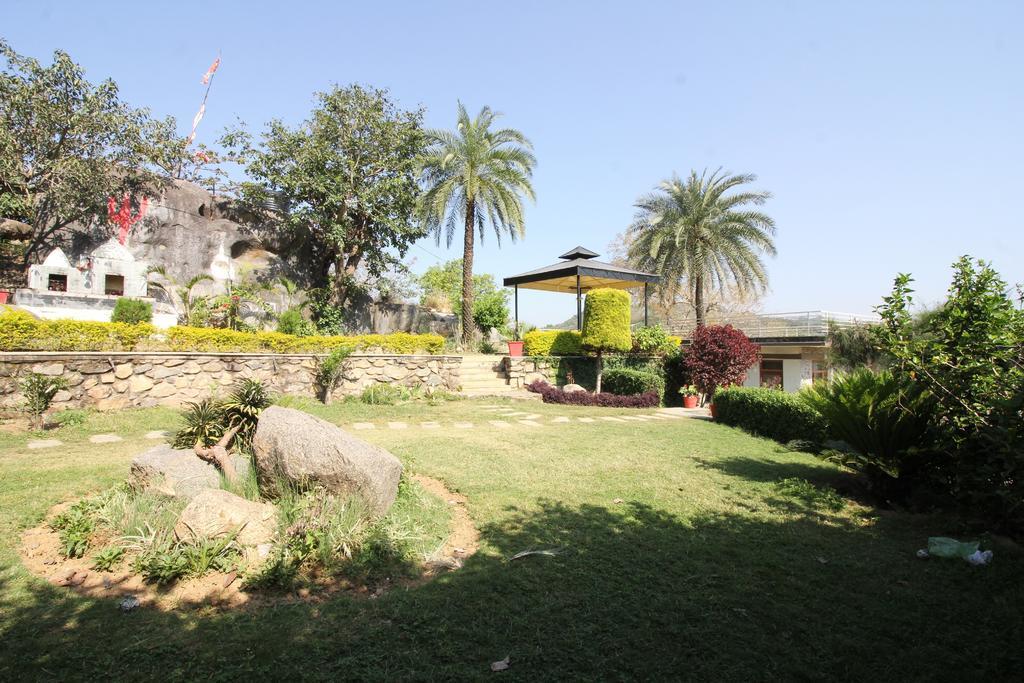 Richi Valley Mount Abu Hotel Exterior photo