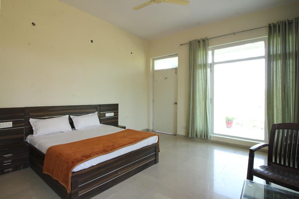 Richi Valley Mount Abu Hotel Exterior photo
