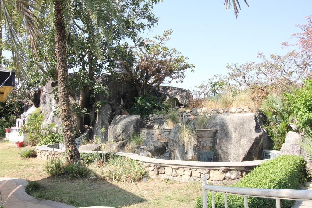 Richi Valley Mount Abu Hotel Exterior photo